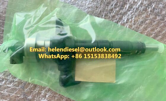 China Kraftstoffspritzer 095000-8340 Original Dieselspritzer 8974350300,8-97435030-#, 8-97435030-0, 8-97435030-1, 8-98106693-#,8-98106693-0 fournisseur