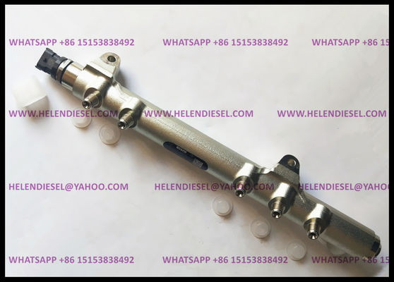 Allgemeine Schiene  0445214112 17520 MA71A/17520MA71A/107780-0421/1077800421/Kraftstoffzuteiler 0 445 214 112 fournisseur